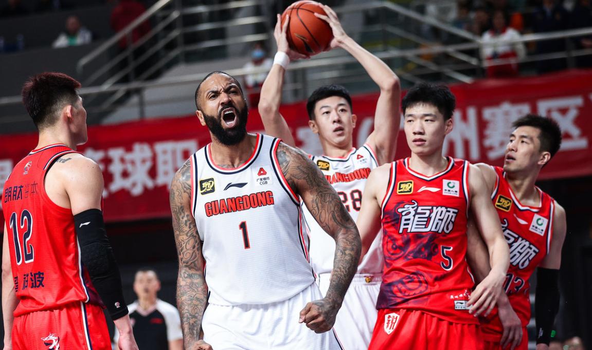 广东队遭遇江苏队劲敌,困难突破 广东队遭遇江苏队劲敌,困难突破