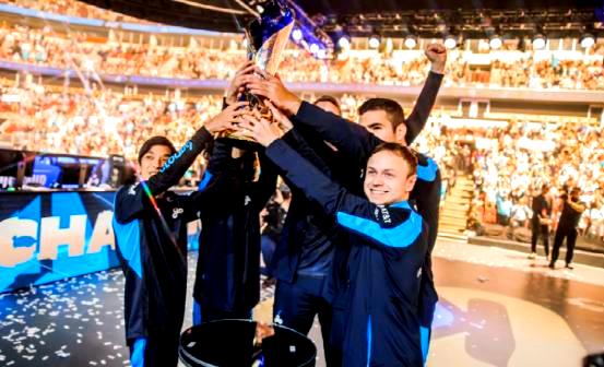 国际赛事备受期待，选手展现实力