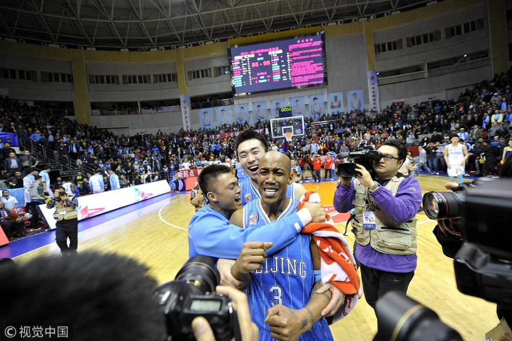 老马队关键时刻领着消灭对手 老马队关键时刻领着消灭对手