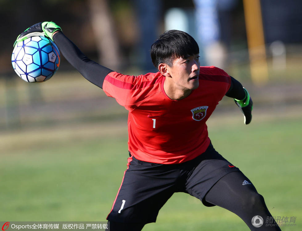 关于澳大利亚球队训练有素，备战亚冠半决赛的信息