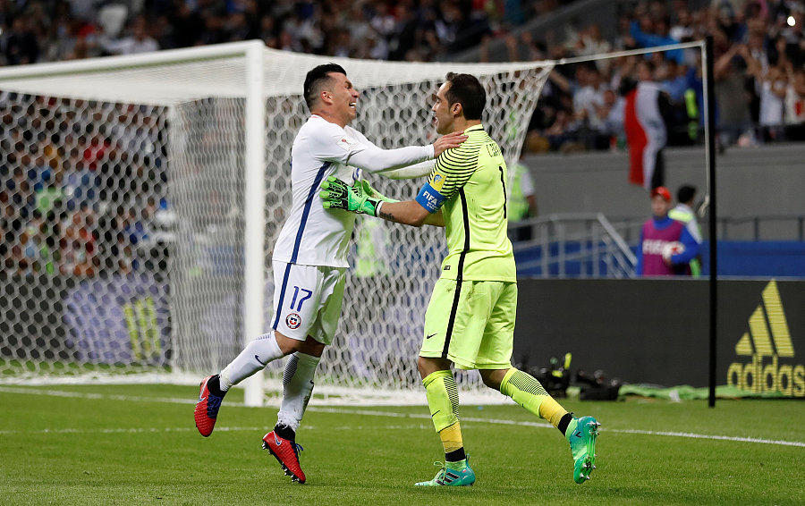 热门足球对决,势均力敌再次碰撞的简单介绍 热门足球对决,势均力敌再次碰撞的简单介绍