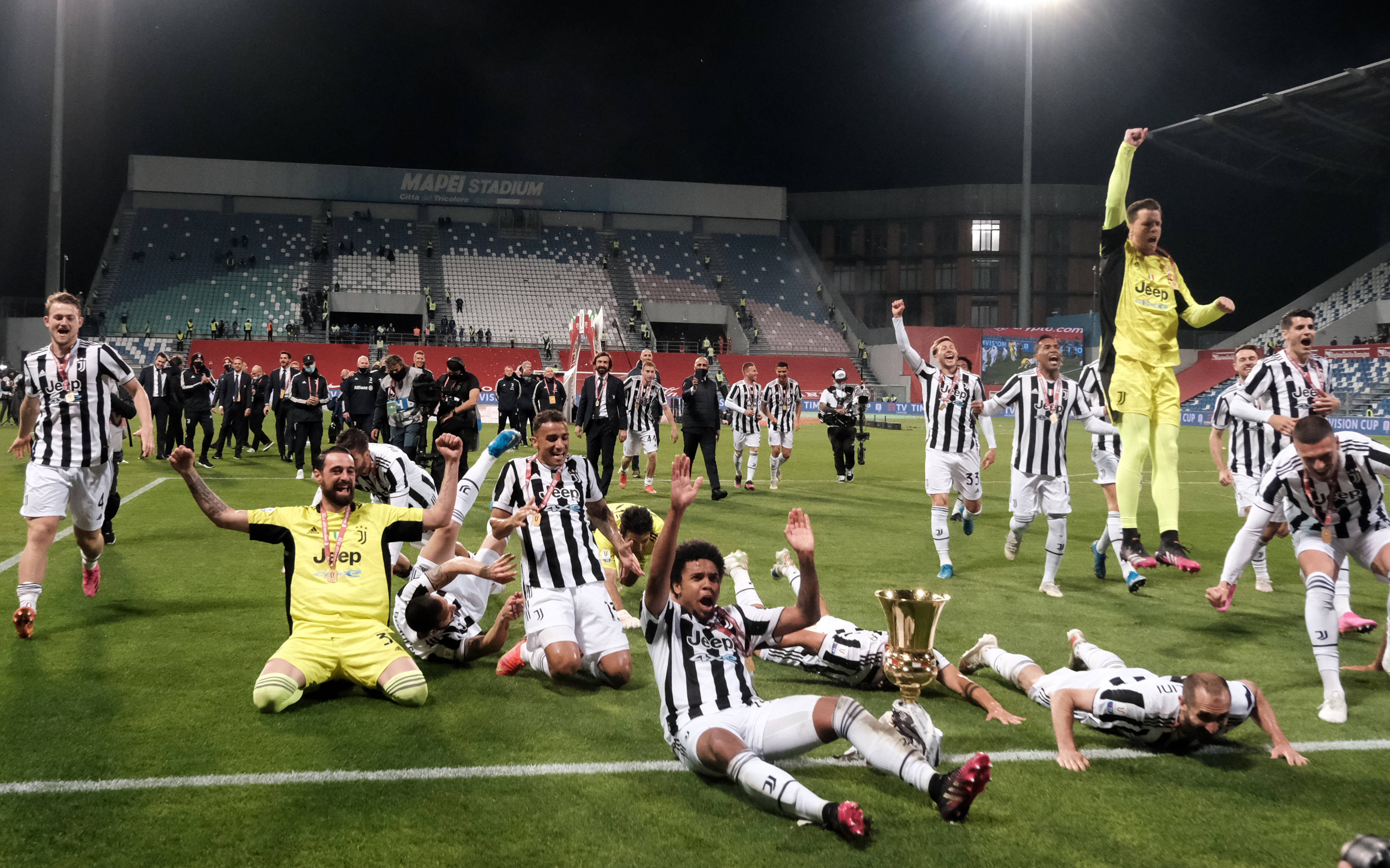 三亿体育体育直播-意大利杯赛：尤文图斯队取得惊险胜利晋级的简单介绍