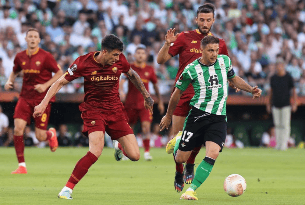 三亿体育体育网站-关于在热那亚vs乌迪内斯的比赛中，双方拼尽全力的信息